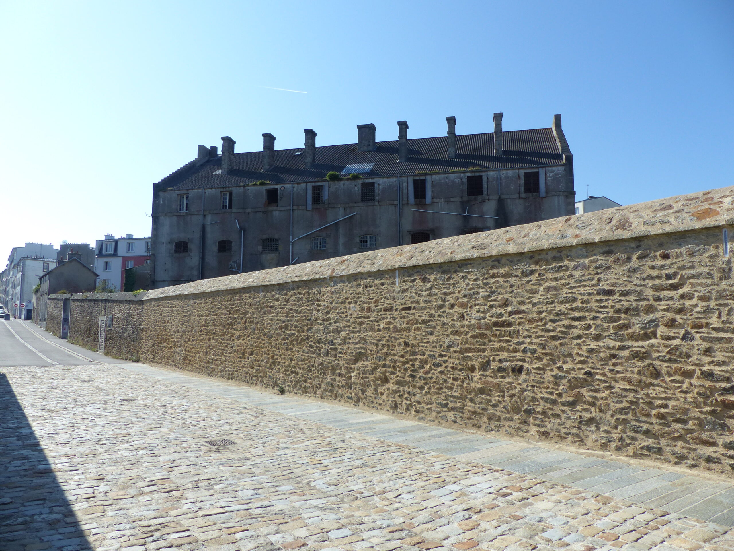 Étude historique de l’ancienne prison de Pontaniou à Brest (Finistère)