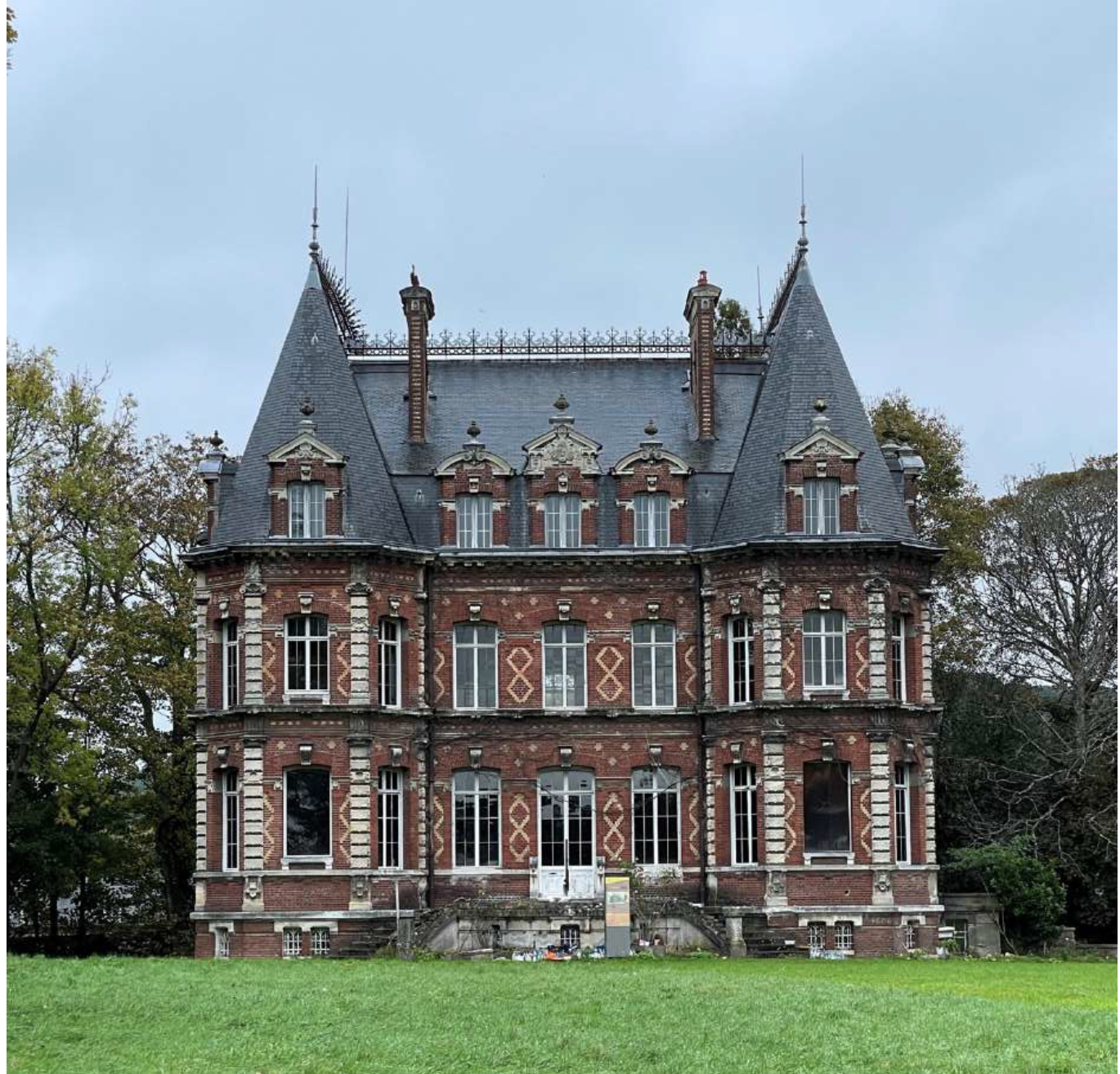 Étude historique du château Langer, Lillebonne (Seine-Maritime)