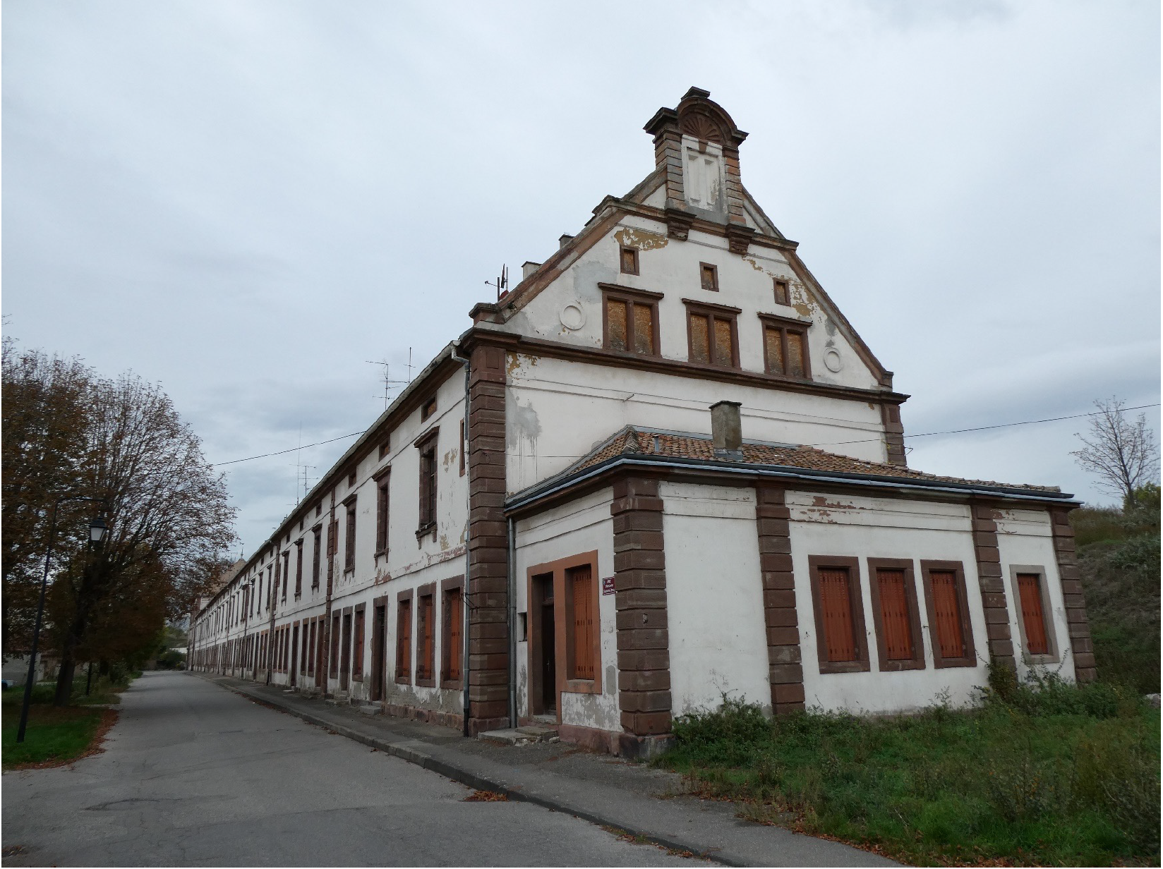 Étude historique de la caserne Suzzoni, Neuf-Brisach (Haut-Rhin)